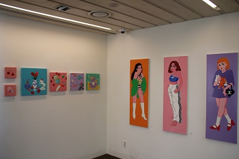 Art Space displays paintings of artist Pureum for Silent Auction.Photo by Ko Yu-seon.