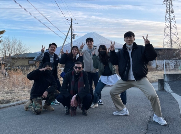 Kim attempts to overcome Corona Blue by enjoying outdoor activities with his friends. Photo provided by Kim Seong-jin.
