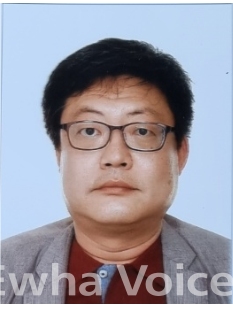 Han Jong Keuk is a researcher in Sungshin school safety center. Photo by Han Jong Keuk