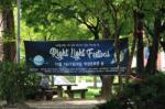 The banner displayed in front of the forest at the Student Union Building highlighted the Right Light Festival of unextinguished light of rights. Photo by Choi Kyu-min.