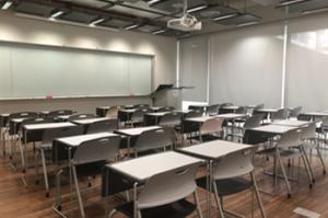Empty classrooms in Ewha due to online classes and exams.  Photo by Cho Su-hui