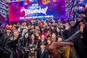 Popular TikTokers and short-form creators gather to enjoy the World Creators’ Halloween Party, a collaboration by SOON Ent and Everland. Photo provided by SOON Ent