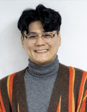 Professor Choi Jinmook teaches addiction rehabilitation social welfare in Eulji University. Photo provided by MODU