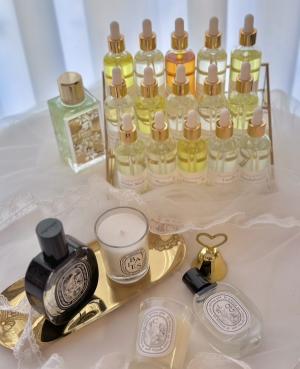 Different kinds of fragrances are blended to make unique perfumes.
Photo provided by A. Jasmine scent studio
